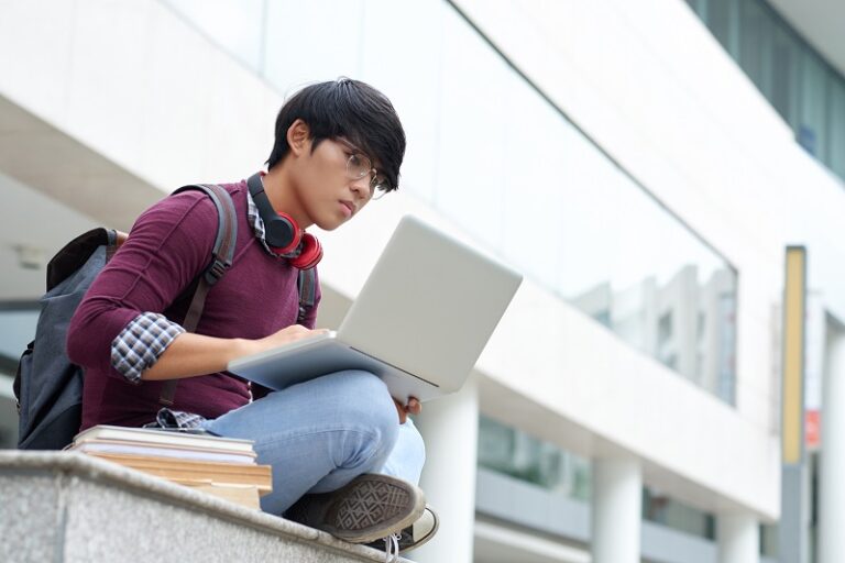 kuliah sambil kerja